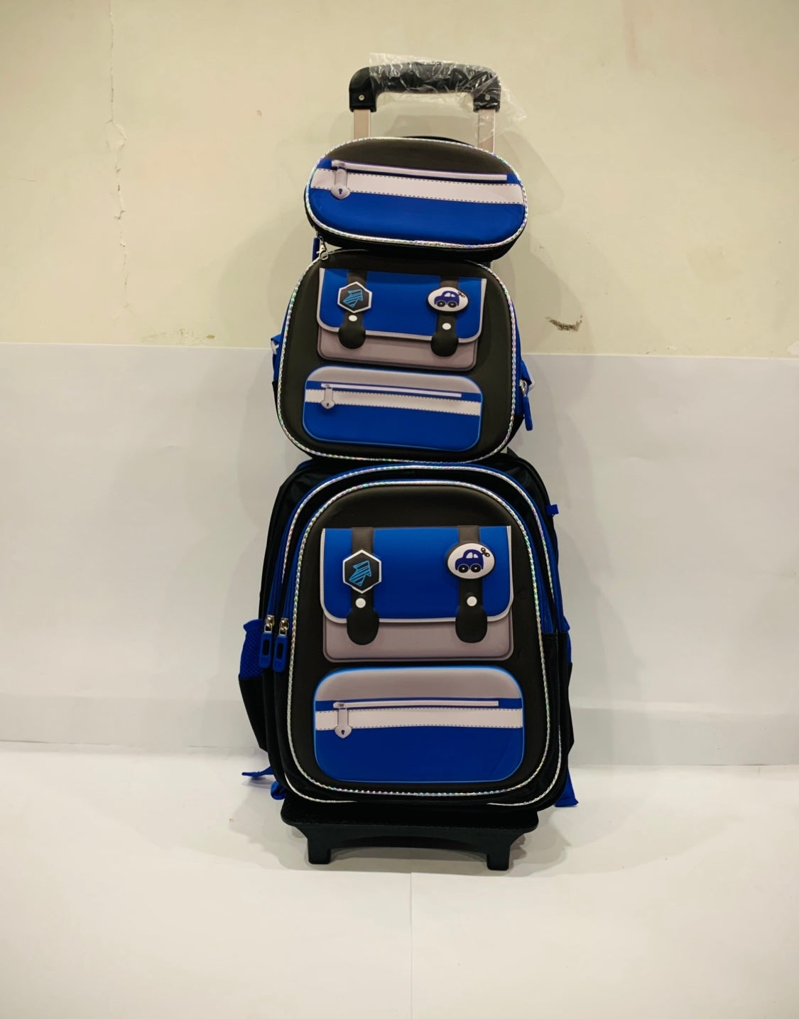 Trolly Bag with Lunch Bag and Pouch